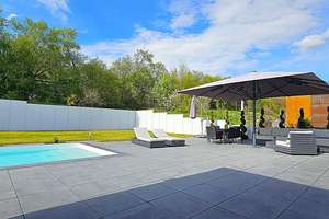 Exklusives und energieeffizientes Einfamilienhaus mit Swimmingpool und Kfz-Lackierfachbetrieb – Die vollständige Adresse der Immobilie erhältst du vom Anbieter., 72810 Gomaringen – Vorschaubild 13