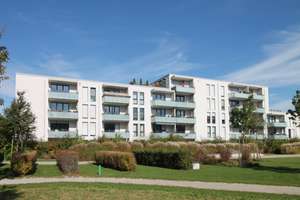 Sonnige 2-Zimmerwohnung mit Einbauküche und Südloggia – Die vollständige Adresse der Immobilie erhältst du vom Anbieter., 81737 Altperlach, München – Vorschaubild 1