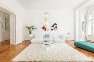 Oranienburger Straße: 5-6 Zimmerwohnung in denkmalgeschütztem Altbau mit vielen historischen Details – Berlin – Vorschaubild 4