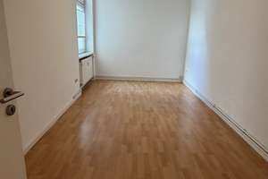 Gepflegte 2-Zimmer-Wohnung mit EBK  in ruhiger Wohnlage – 65195 Westend / Bleichstraße, Wiesbaden – Vorschaubild 2