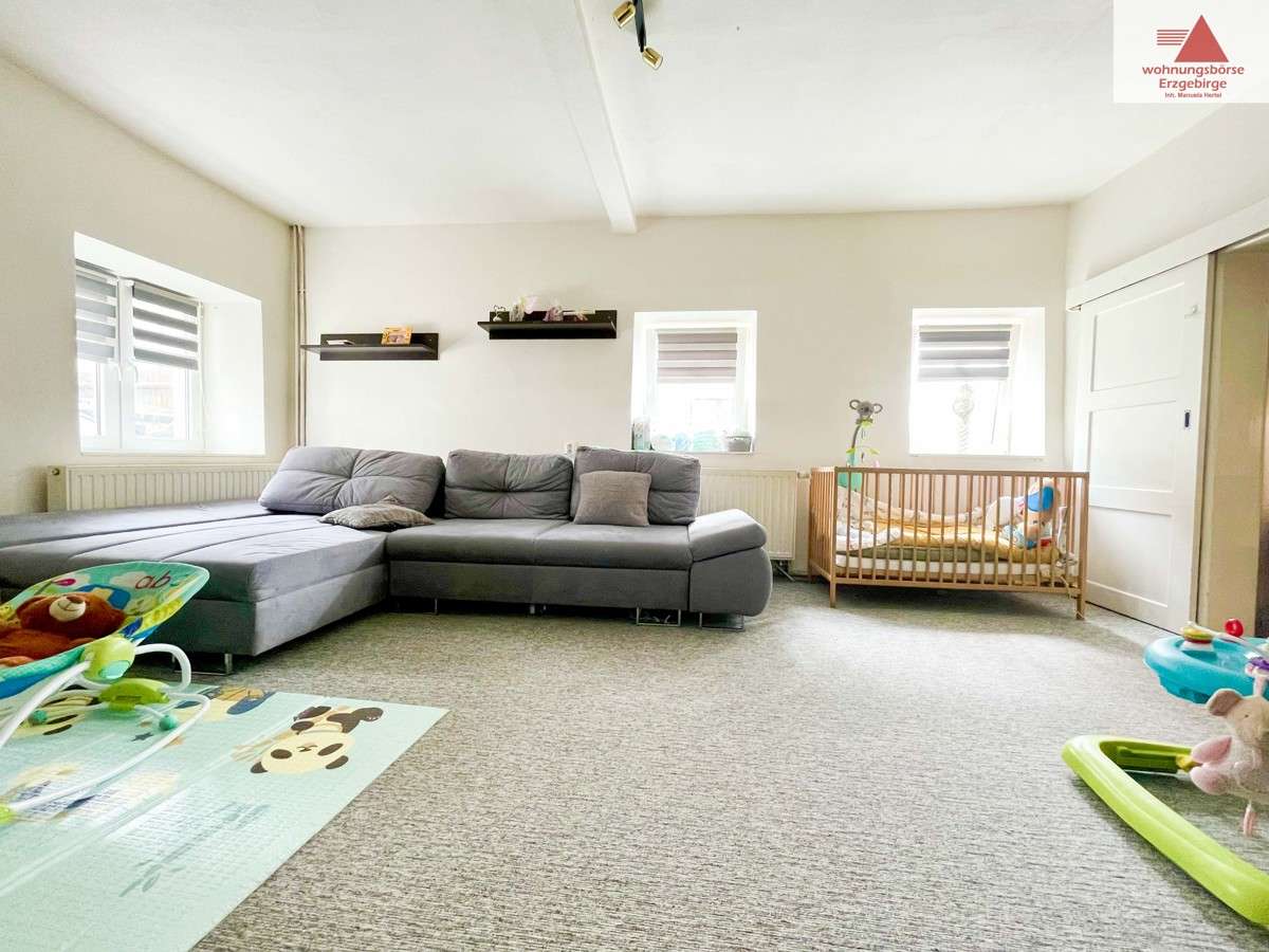 Immobilie in Sayda - Teilsaniertes Reihenendhaus mit Garage und extra Garten in Sayda - Bild 0