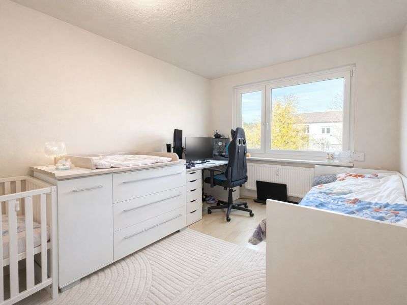 Immobilie in Metzingen - Rundum gepflegt und gut vermietet - Toll modernisierte Wohnung im Neugreuth - Bild 0