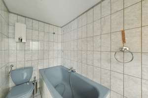 Viel Platz, solide Substanz ... ein Haus voller Möglichkeiten – Die vollständige Adresse der Immobilie erhältst du vom Anbieter., 42117 Elberfeld West, Wuppertal – Vorschaubild 5