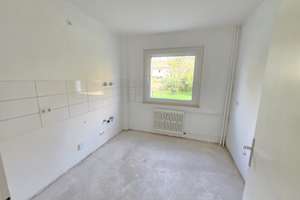 Erdgeschoss! 2-Zimmer Wohnung mit Balkon in Düsseldorf -Hassels – Süllenstr. 42C, 40599 Hassels, Düsseldorf – Vorschaubild 3