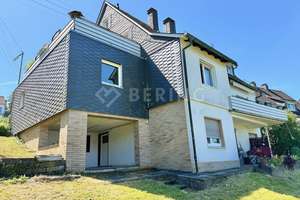 MEHRFAMILIENHAUS (3 WE) MIT 2 GARAGEN | WEIDENAUER-GIERSBERG – Die vollständige Adresse der Immobilie erhältst du vom Anbieter., 57076 Weidenau, Siegen – Vorschaubild 16