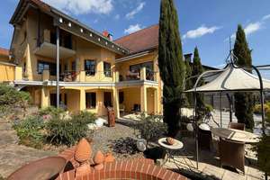 Exclusive Villa mit ELW, Doppel-Garage, Balkone, Terrassen, Erdwärme, Photovoltaik, Pool uvm. – Die vollständige Adresse der Immobilie erhältst du vom Anbieter., 64401 Groß-Bieberau – Vorschaubild 2