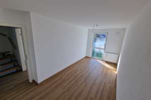 Familienfreundliches RHH 3 ZKB – Dachstudio, Terrasse & barrierefrei – Härlestrasse 23, 78727 Oberndorf am Neckar – Vorschaubild 7