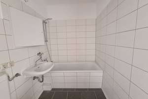 Einziehen und Wohlfühlen ! Familienwohnung mit Balkon und Einbauküche – Bruno-Taut-Ring 165, 39130 Neu Olvenstedt, Magdeburg – Vorschaubild 6