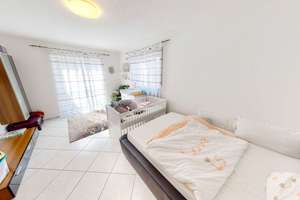 Zweifamilienhaus mit großem Garten in bester Lage – Die vollständige Adresse der Immobilie erhältst du vom Anbieter., 85051 Süd, Ingolstadt – Vorschaubild 23