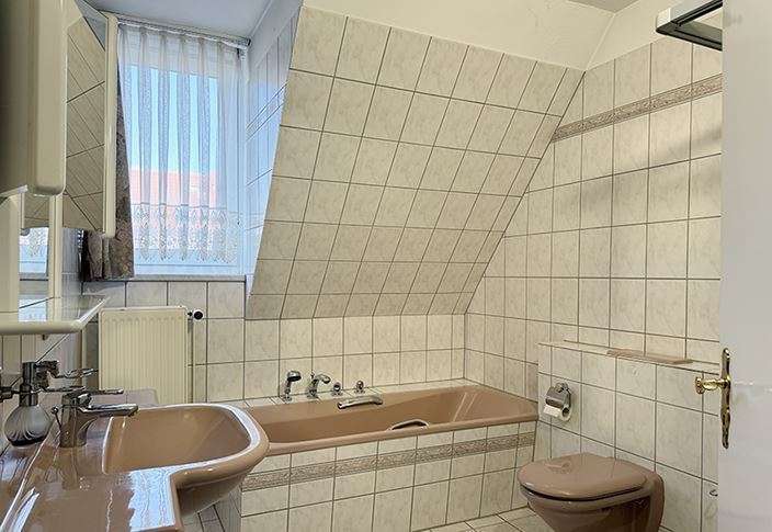 Immobilie in Boizenburg/Elbe - GERÄUMIGE HAUSHÄLFTE MIT KELLER - Bild 0