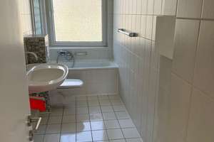 Tolle 2-Zimmer-Wohnung mit Sonnenbalkon in der Dortmunder City  – Beurhausstraße 10, 44137 City, Dortmund – Vorschaubild 3