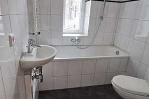 * Schöne, helle & renovierte 1 Zimmerwohnung mit Wannenbad * – Damaschkestr. 26, 10711 Berlin – Vorschaubild 6