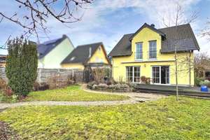 Modernes Familienglück – Freistehendes Einfamilienhaus mit sonnigem Garten – Die vollständige Adresse der Immobilie erhältst du vom Anbieter., 56626 Andernach – Vorschaubild 2