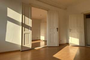 Altbau-Investment in Berlin-Lichtenberg | 4 Wohnungen im Paket | eine Einheit ab 2028 FREI – Die vollständige Adresse der Immobilie erhältst du vom Anbieter., 10365 Lichtenberg (Ortsteil), Berlin – Vorschaubild 12