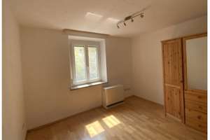 Besichtigung 14.6. Modernisierte 60qm 3Z-Whg mit Tageslichtbad, Südbalkon, Einbauküche, Kellerabteil – Die vollständige Adresse der Immobilie erhältst du vom Anbieter., 86159 Hochfeld, Augsburg – Vorschaubild 3