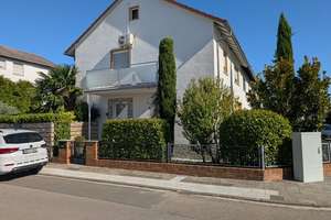 Tolles gepflegtes Stadthaus mit schönem Garten und Pool in guter Lage! – Die vollständige Adresse der Immobilie erhältst du vom Anbieter., 68623 Lampertheim – Vorschaubild 3