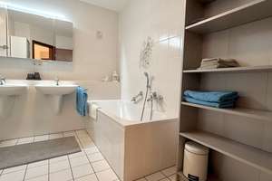 MÖBLIERT! Modern möblierte 3 Zimmer Wohnung mit hellem Wohnzimmer und großzügigem Balkon – Die vollständige Adresse der Immobilie erhältst du vom Anbieter., 90425 Thon, Nürnberg – Vorschaubild 15