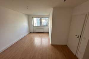 Helle 2-Zimmer-Wohnung mit neuer Einbauküche in zentraler Lage – Kruppstraße 94, 40227 Düsseldorf – Vorschaubild 2