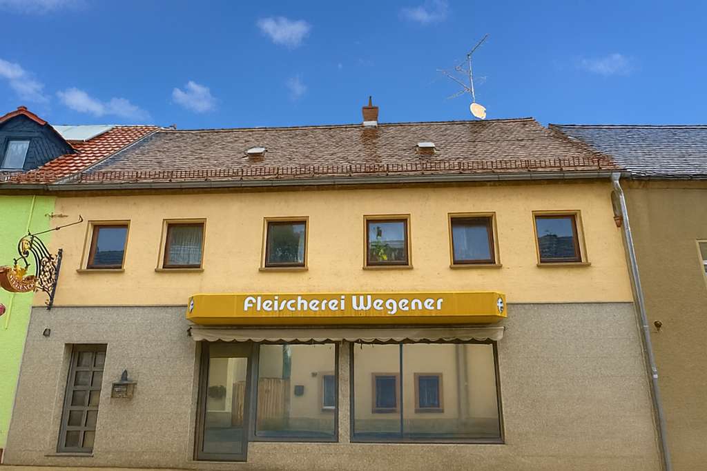 Immobilie in Bad Lausick - Zwei Wohnhäuser mit moderner Ausstattung und historischem Charme in der Kurstadt Bad Lausick - Bild 1