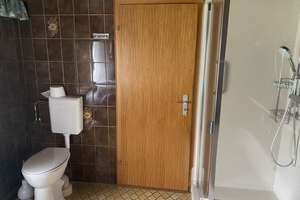 Wohnhaus mit schönem Garten, Garage und perfekter Scheune – Die vollständige Adresse der Immobilie erhältst du vom Anbieter., 93464 Tiefenbach – Vorschaubild 7