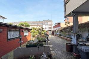 Reihenmittelhaus in zentraler Lage von Trier mit Innenhof, Garten, Terrasse, Balkon und Garage. – Die vollständige Adresse der Immobilie erhältst du vom Anbieter., 54292 Nord, Trier – Vorschaubild 10