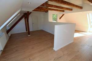 Wunderschöne Dachgeschosswohnung mit viel Charme! Bad mit Wanne und Dusche! Keller! Stellplatz! – Brunnerstraße 3b, 39112 Sudenburg, Magdeburg – Vorschaubild 2