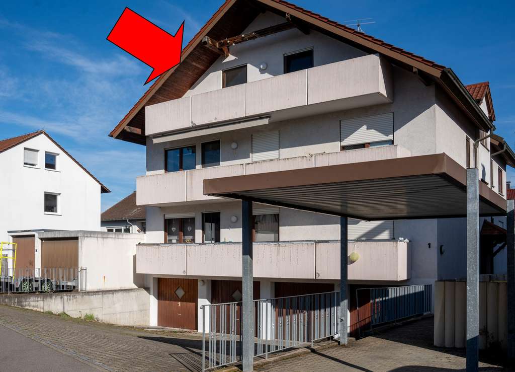 Immobilie in Gemmrigheim - PROVISIONSFREI – 2-Zi.-DG-Wohnung mit Balkon, Carport und EBK - Bild 0