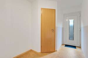 Sofort bezugsfertig! Modernisiertes Reihenendhaus mit Carport, Stellplatz und Garten – Die vollständige Adresse der Immobilie erhältst du vom Anbieter., 95448 Oberskonnersreuth, Bayreuth – Vorschaubild 9