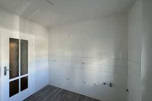 modernisierte 2-Zimmer Wohnung mit Balkon – Tunnelstr. 45, 75172 Weststadt, Pforzheim – Vorschaubild 5