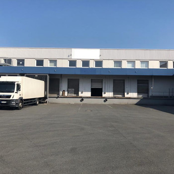 Logistikhalle mit Büroräumlichkeiten | Mülheim | Rampenandienung
