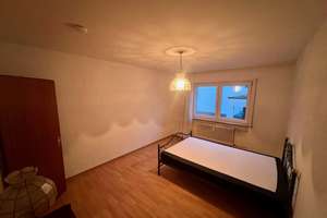 Wohnung mit Balkon in grüner Ortslage – Die vollständige Adresse der Immobilie erhältst du vom Anbieter., 76149 Neureut, Karlsruhe – Vorschaubild 4