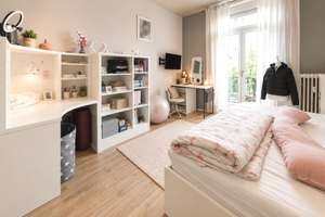 Repräsentative 4-Zimmer-Wohnung mit Aufzug, zwei Balkonen und Gemeinschaftsgarten in zentraler Lage – Die vollständige Adresse der Immobilie erhältst du vom Anbieter., 42283 Barmen, Wuppertal – Vorschaubild 5