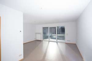 Von privat: Saarbrücken, gepflegte 3-Zimmer-Wohnung mit Südbalkon und Garage – 66115 Burbach, Saarbrücken – Vorschaubild 7
