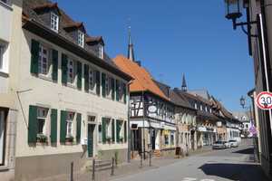 Wohn- und Geschäftshaus zum Ausbau im Zentrum von Deidesheim – Bad Dürkheim (Kreis) – Vorschaubild 3