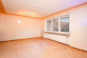 Hildesheim-Algermissen: Zweifamilienhaus mit Dachterrasse, auch für Kapitalanleger! – Die vollständige Adresse der Immobilie erhältst du vom Anbieter., 31191 Algermissen – Vorschaubild 9