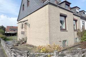 Gepflegte Doppelhaushälfte mit großem Grundstück in ruhiger Lage in Sebaldsbrück