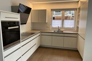Moderne, lichtdurchflutete 3-Zimmer-Wohnung mit Balkon und EBK in München Solln (frei ab 01.11.2025) – Schusterstr. 6, 81477 Solln, München – Vorschaubild 5