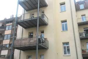 Renovierte Altbauwohnung mit großem Balkon - provisionsfrei, leerstehend, nahe Hauptbahnhof – Aufseßplatz 5, 90459 Galgenhof, Nürnberg – Vorschaubild 2