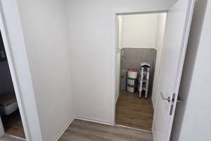 2 Zimmer Wohnung Einbauküche Dusche saniert – Erzberger Straße 16, 39104 Altstadt, Magdeburg – Vorschaubild 12