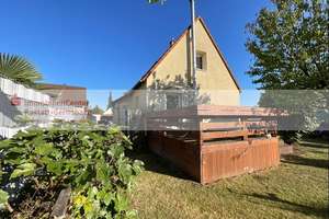Charmantes Einfamilienhaus mit Blick ins Grüne – in begehrter Lage von Rastatt – Die vollständige Adresse der Immobilie erhältst du vom Anbieter., 76437 Rastatt – Vorschaubild 2