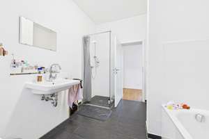 Großzügiges Wohnen im Erdgeschoss – Die vollständige Adresse der Immobilie erhältst du vom Anbieter., 30419 Leinhausen, Hannover – Vorschaubild 3