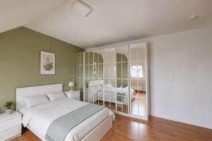 Lichtdurchflutete 3,5-Zimmer-Wohnung in Stuttgart Mitte mit Balkon – 70178 Rathaus, Stuttgart – Vorschaubild 10