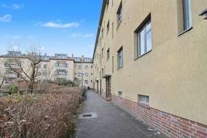 Kapitalanleger aufgepasst: Vermietete 1,5-Zimmer-Wohnung mit Balkon in Reinickendorf – Die vollständige Adresse der Immobilie erhältst du vom Anbieter., 13509 Borsigwalde, Berlin – Vorschaubild 9