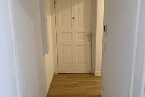 Schöne und ruhige 1-Zimmer Altbauwohnung nahe Spreebogen! Bezugsfrei! – Jagowstr. 17, 10555 Moabit, Berlin – Vorschaubild 6
