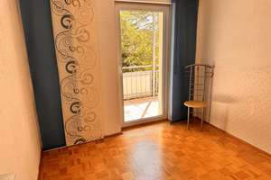 RUHIG GELEGENES ARCHITEKTENHAUS MIT PULTDACH INMITTEN VON BÄUMEN - AUCH FÜR DIE GROSSE FAMILIE – Die vollständige Adresse der Immobilie erhältst du vom Anbieter., 65307 Bad Schwalbach – Vorschaubild 32