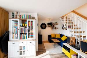 Wohnen auf 2 Etagen – 2-Zimmer-Maisonette mit Süd-West Balkon, zentral und ruhig gelegen – Peter-Auzinger-Straße 17, 81547 Neuharlaching, München – Vorschaubild 3