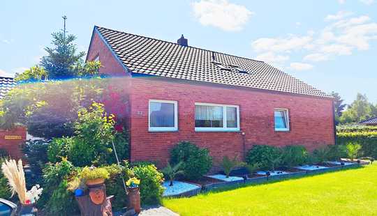 Bild von Freundliches Einfamilienhaus mit Garage in Petersfehn 1 zu verkaufen!