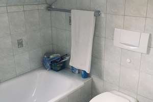 Helle 2-Zimmer-Dachgeschosswohnung mit Balkon in München / Solln – Schultheißstr. 26, 81477 Solln, München – Vorschaubild 8