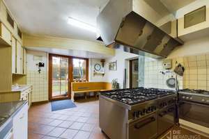 Charmante Immobilie mit großem Hof und Geschichte - Ehemalige Gaststätte inkl. Wohnung zu verkaufen! – Die vollständige Adresse der Immobilie erhältst du vom Anbieter., 91207 Lauf an der Pegnitz – Vorschaubild 6