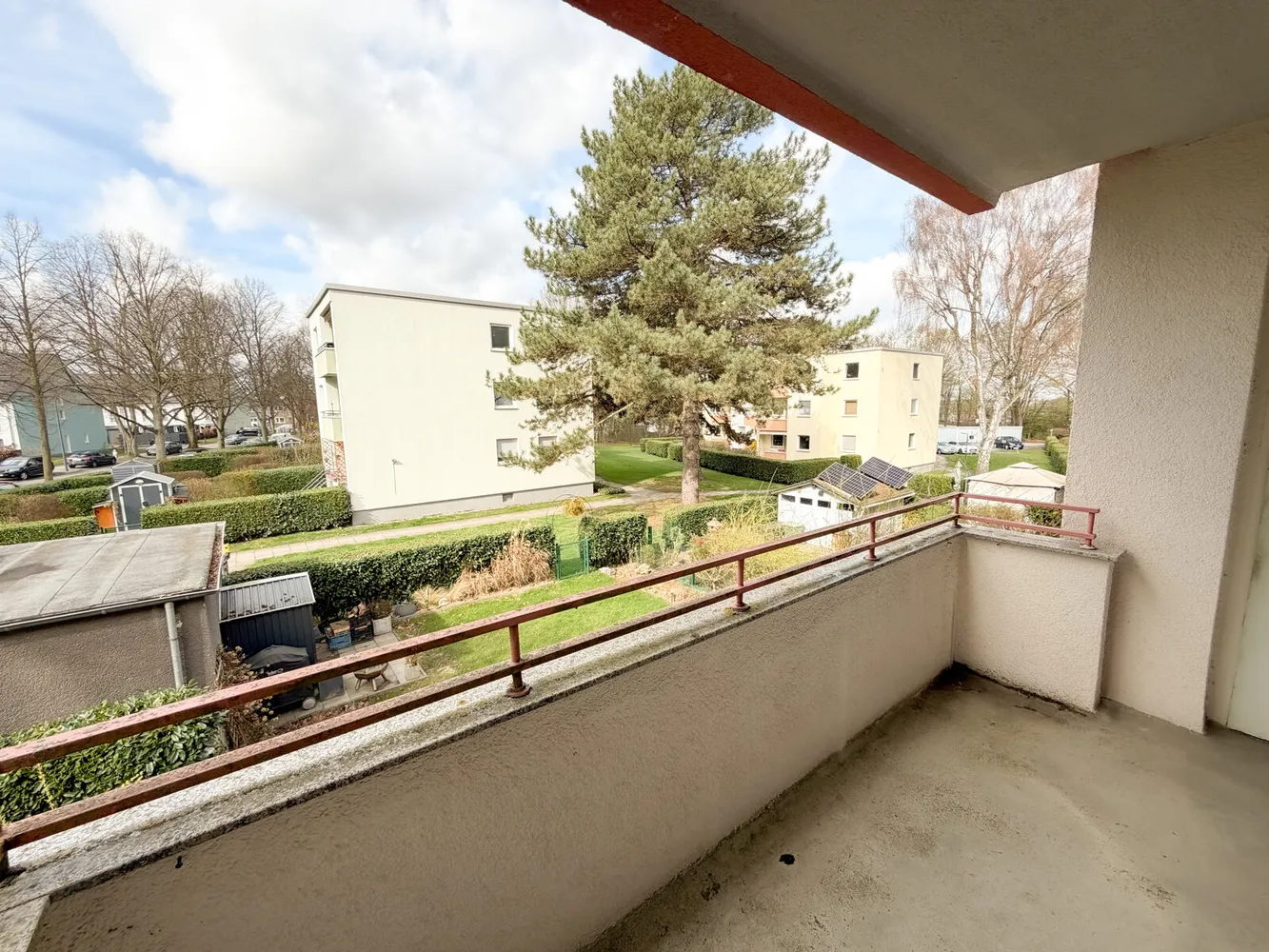 DORTMUND-DORSTFELD: Wohnung mit Balkon und grünem Ausblick – viel Potenzial zur individuellen Gestal, Dortmund – Bild 4